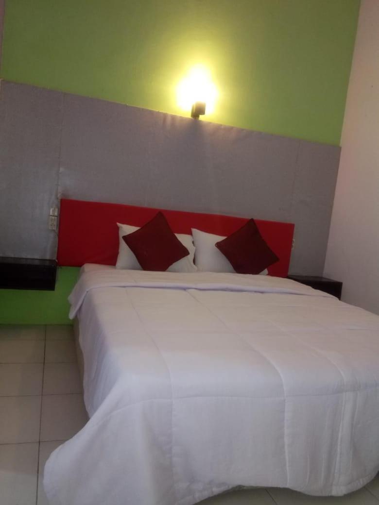 Hotel Segara Mandala Negara  Room photo